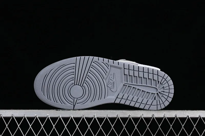 All categories Air Jordan Jordan series basketball shoes Air Jordan 1 Low Air Jordan 1 Low AJ1 Joe 1 Panda Prank Modern Wei Realm Gray Series Medal of the Rose Low-top cultural retro basketball shoes 553560-053